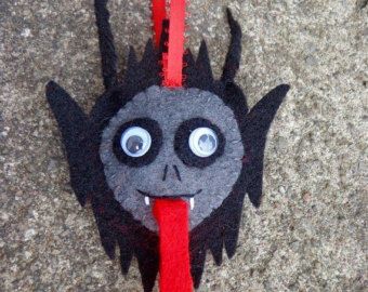 https://www.etsy.com/shop/MaryAnneContrarian?ref=hdr_shop_menu Krampus Night, Merry Krampus, Yule Crafts, Elf Decorations, Creepy Vintage, Creepy Christmas, Kids Christmas Ornaments, Diy Xmas Gifts, Felt Ornament