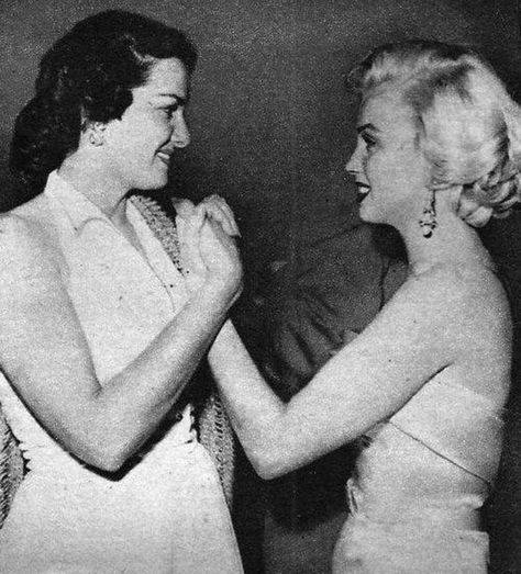 Marilyn Monroe Norma Jean Marilyn Monroe, Lee Strasberg, Betty Grable, Deborah Kerr, Evelyn Hugo, Jane Russell, Joe Dimaggio, Gentlemen Prefer Blondes, Old Hollywood Stars