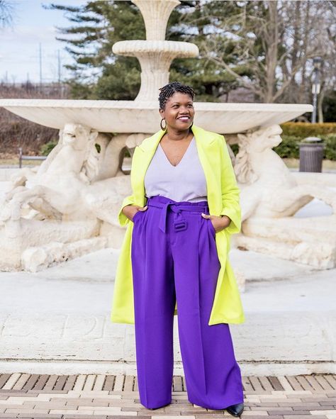 How To Wear Plus Size Wide Leg Pants & Where To Shop Them In Plus Funky Preppy Style, Wide Leg Pants Outfit Plus Size, Plus Size Wide Leg Pants Outfit, Wide Leg Trousers Outfit, Styling Wide Leg Pants, Wide Leg Outfit, Plus Size Wide Leg Pants, Wide Leg Pants Plus Size, Winter Coats For Women