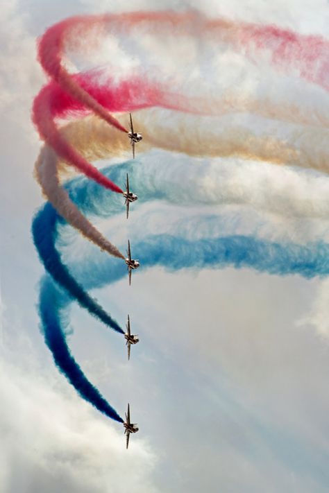 Rauch Fotografie, Raf Red Arrows, Let Freedom Ring, Red Arrow, Jet Plane, Blue Angels, Royal Air Force, Air Show, Military Aircraft