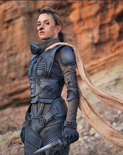 Dune Cosplay, Dune Film, Dune Art, Apocalyptic Fashion, Futuristic Fashion, Fete Halloween, Halloween Cosplay, Outfits Aesthetic, Costume Design