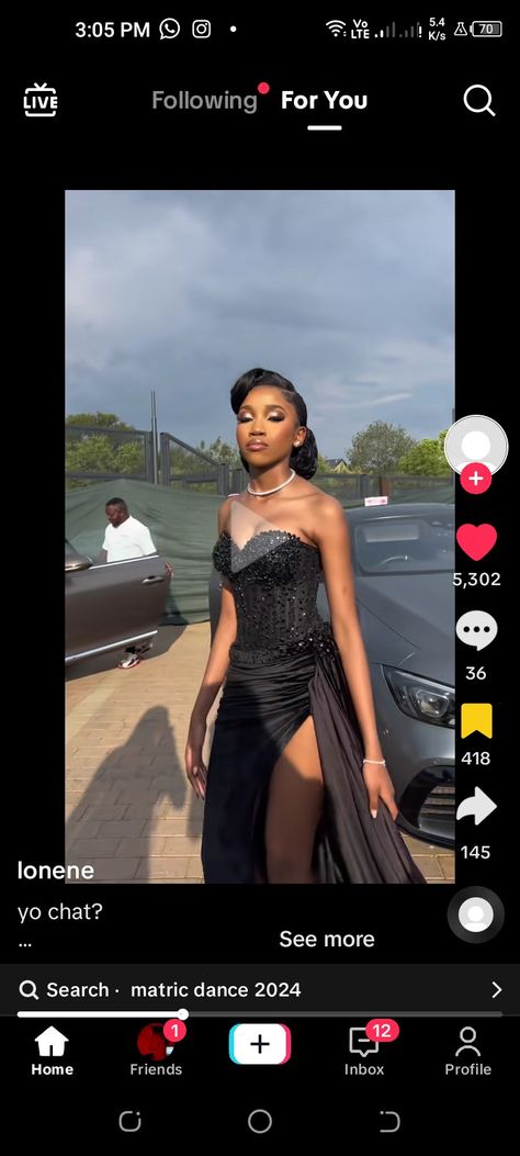 Black Dress Matric Dance, Black Glamour Dress, Black Prom Dresses With Diamonds, Black Matric Dance Dresses, Prom Dresses Baddie Black, Black Prom Dresses Diamond, Black Prom Dresses Black Women, 8th Grade Prom Dresses, Matric Dress