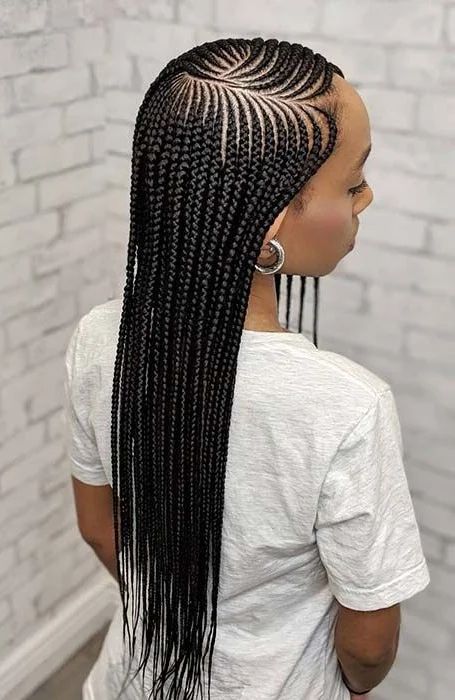 Ghana Weaving Hairstyles, Weaving Hairstyles, Ghana Weaving, Crochet Box Braids, Braided Hairdo, Feed In Braids Hairstyles, Cool Short Hairstyles, Long Box Braids, Easy Hairstyles For Medium Hair