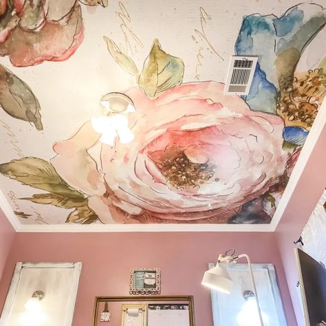 DIY Projects : Page 17 of 28 : Southern Yankee DIY Budget Decor & More Floral Painted Ceiling, Ceiling Murals Wallpaper, Floral Ceiling Wallpaper, Celling Wallpepar, Floral Wallpaper On Ceiling, Wallpaper On The Ceiling Bedrooms, Wallpapered Bathroom Ceiling, Craft Room Wallpaper, Wallpaper On Bathroom Ceiling