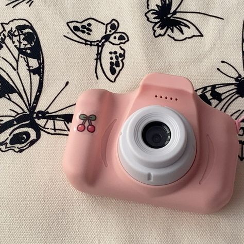 Toy Camera Aesthetic, Mini Camera Aesthetic, Cam Aesthetic, Pictures Of Cameras, Mini Digital Camera, Aesthetic Camera, Tiny Camera, Pink Camera, Birthday Festival