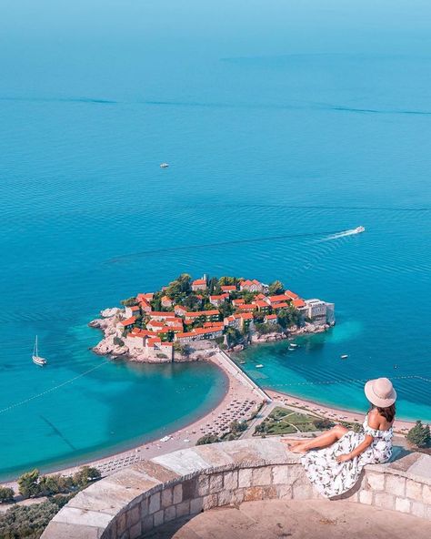 Sveti Stefan Montenegro, Aman Sveti Stefan, Montenegro Beach, Sveti Stefan, Montenegro Travel, Travel Women, Italy Aesthetic, Beach Time, New York Travel