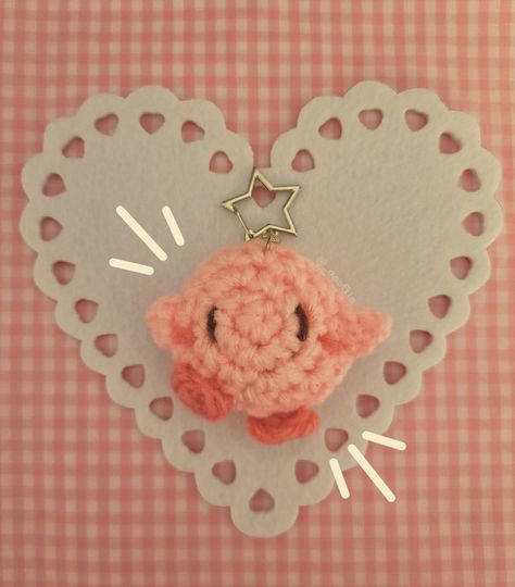 crochet, amigurumi, kirby Crochet Kirby, Kirby Keychain, Sanrio Crochet, Crochet Keychains, Crochet Cute, Crochet Business, Crochet Design Pattern, Kawaii Crochet, Crochet Fashion Patterns