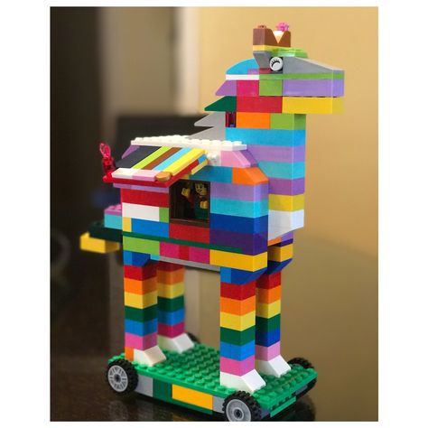 Trojan Horse Project, Trojan Horse Craft, Greece Crafts For Kids, Trojan Horse Project For Kids, Ancient Greece Crafts, Ancient Civilizations Projects, Ancient Greece Art, Trojan Horse, Lego Challenge