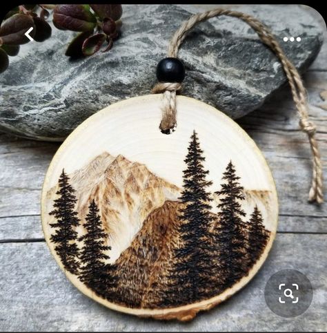 Beginner Wood Burning, Miniature Landscape, Wood Burn Designs, Aspen Wood, Wood Slice Art, Woodburning Projects, Art Ornament, Pyrography Art, Mountain Decor