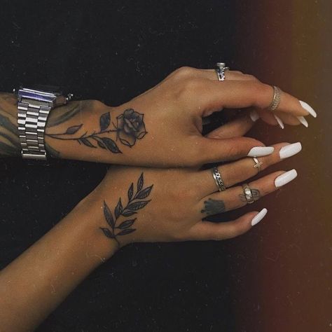 Small Wave Tattoo, Cute Hand Tattoos, Small Flower Tattoos, Tattoos For Black Skin, Hand Tattoos For Women, Small Hand Tattoos, Hand Tattoo, Dope Tattoos, Rose Tattoos