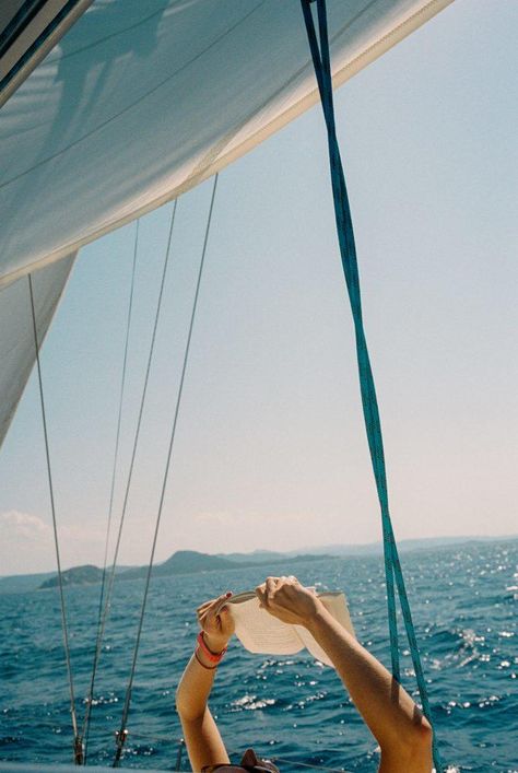 Mediterranean Sailing Aesthetic, Sail Aesthetic, Boat Life Aesthetic, Sardinia Aesthetic, Travel Aesthetic Adventure, Travelling Aesthetic, Sailing Pictures, Sailing Aesthetic, Summer Sailing