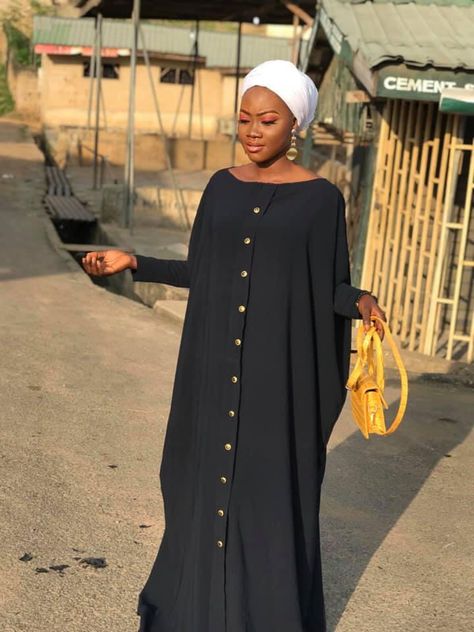 Crepe Gown Styles, Senegal Dress, Boubou Styles, Bubu Gown, Boubou Styles For Women, Kaftan Styles, Bubu Gown Styles, Smart Wear, Baggy Dresses