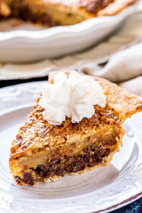 Kentucky Derby Pie Recipe, Derby Pie Recipe, Bourbon Pecan Pie Recipe, Bourbon Pie, Kentucky Derby Recipes, Chocolate Bourbon Pecan Pie, Derby Recipe, Kentucky Derby Pie, Walnut Pie