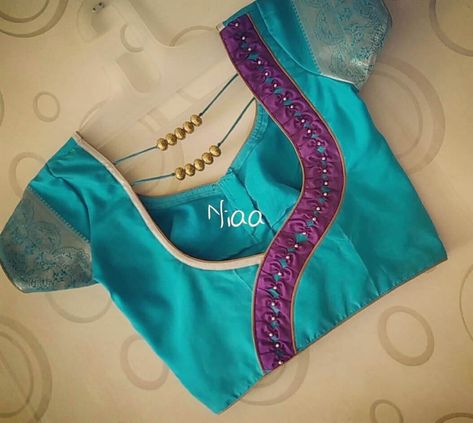 Normal Blouse Designs Back Neck, Niaa Boutique, Blouse Designs Back Neck, Normal Blouse Designs, Blouse Designs Back, Normal Blouse, Maggam Designs, Lace Blouse Design, Patch Work Blouse Designs