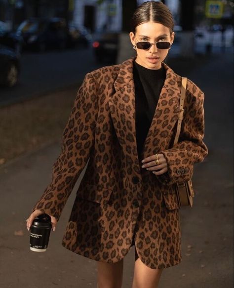 Leopard Print Outfits, Leopard Jacket, Mode Inspo, Blazer Outfits, Mode Vintage, Mode Inspiration, Outfits Casuales, Classy Outfits, Business Women