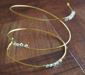 Classic Crystal Arm Cuff Wire Necklaces, Diy Gem, Rubber Band Bracelet, Arm Cuffs, Pearls Diy, Beading Patterns Free, Hot Jewelry, Diy Crystals, Jewelry Techniques