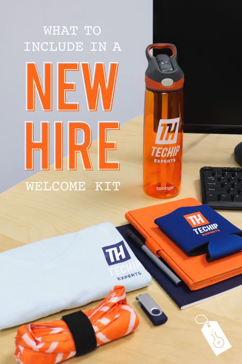 A key part of the onboarding process is making sure that your new colleague feels welcome at your company and there's no better way to ensure this than with some sweet new hire welcome gifts with your logo! #new #employee #hire #logo #branded #onboarding #training #HR #humanresources #ideas #welcome #kit #gifts #first #day New Office Welcome Gift, Onboarding Kit Ideas, Onboarding New Employees Gifts, Employee Onboarding Kit, New Employee Welcome Ideas First Day, New Employee Welcome Ideas, Welcome Gifts For New Employees, New Hire Welcome Kit, New Employee Welcome Gift