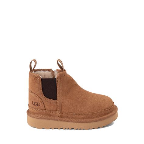 UGG® Neumel Chelsea Boot - Toddler / Little Kid - Chestnut | Journeys Kidz Toddler Boy Christmas Gifts, Baby Boy Uggs, Toddler Uggs, Ugg Neumel, Boys Fall Outfits, Toddler Stuff, Baby Uggs