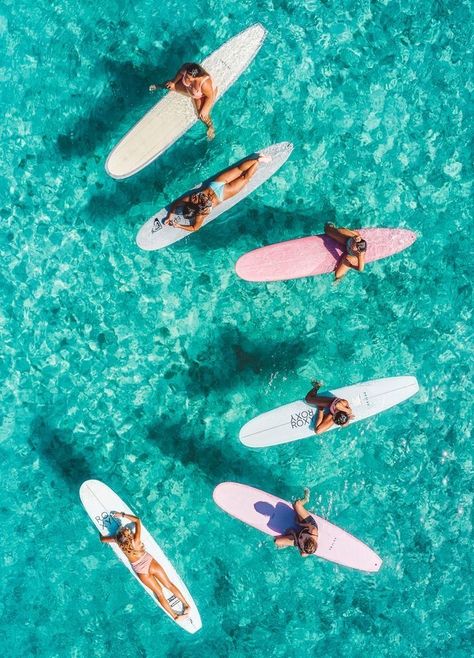 Surfing Aesthetic, Roxy Surf, Beach Room, Surf Lifestyle, Office Prints, Surf Life, Beach Wallpaper, Beach Fashion, Surf Art