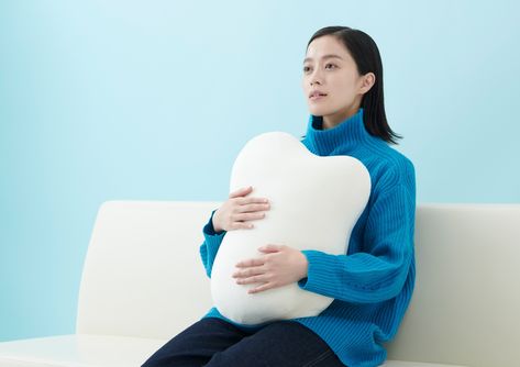 Breathe along with the robot pillow • TechCrunch Japanese Boutique, Robot Cat, Improve Nutrition, Hug Pillow, New Inventions, Tech Innovation, The Robot, Cat Pillow, Memorial Service