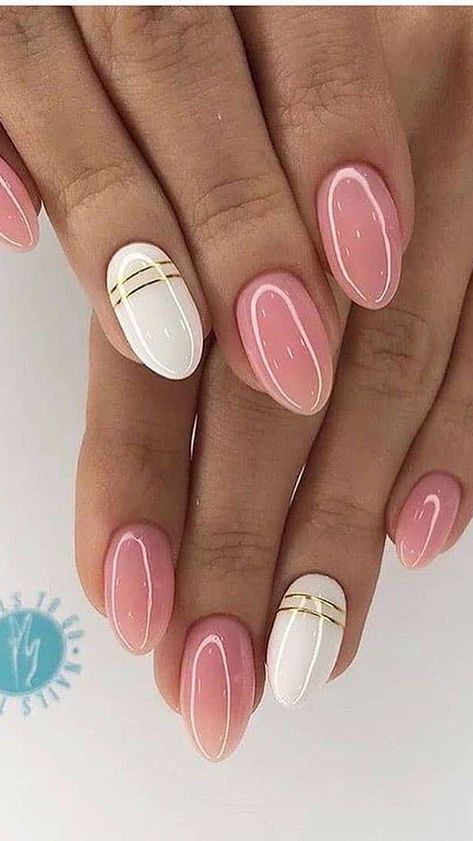 It's finally March and that means it's time to get your nails done to celebrate spring and St Patrick's Day all at once. Honestly speaking, we've totally in love over these March nails for 2023. These nail ideas are a perfect fit if you're looking for St Patrick's nails as well to recreate. That's why we got you everything from march nails ideas, St Patrick's day nails, St Patrick's day nails 2023, march nail designs, march nail colors, and march nails ideas 2023. Prom Nails Acrylic Red, Summer Nails And Toes, Almond Shape Summer Nails, Nails Ideas Almond Shape, Nail Art Ideas For Beginners, Cute March Nails, St Patricks Nail Designs, May Nails Ideas, Nails Ideas 2023