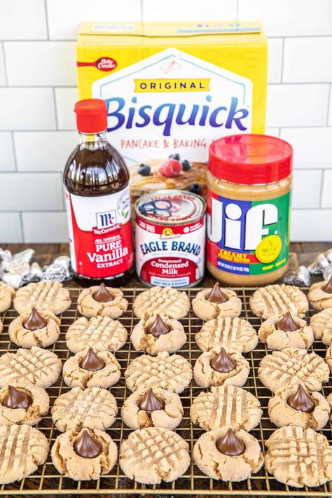 Peanut Butter Cookies 4 Ingredients, Bisquick Cookies, The Best Peanut Butter Cookies, Sweetened Condensed Milk Recipes, Peanut Butter Blossom, Peanut Butter Kiss Cookies, Healthy Peanut Butter Cookies, Making Peanut Butter, Best Peanut Butter Cookies