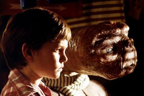 Five Film Role Models For Boys Melissa Mathison, E.t Movie, Et The Extra Terrestrial, Henry Thomas, Alien Encounters, Beloved Movie, Jean Reno, Movie Set, Tv Series Online