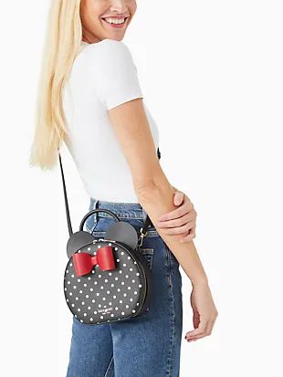 Disney x Kate Spade - Purses & Accessories | Kate Spade Surprise Dior Purse, Kate Spade Minnie Mouse, Kate Spade Disney, Kate Spade Crossbody Purse, Kate Spade Outlet, Bags Kate Spade, Disney Handbags, Barbie Stuff, Vanilla Latte