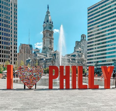 #Philly #travelguide #philadelphia Philadelphia Tourist Attractions, Philadelphia Bucket List, Philadelphia Landmarks, Philly Aesthetic, Philadelphia Homes, Philadelphia Trip, Philadelphia Things To Do, Trip To Philadelphia, Philadelphia Photography