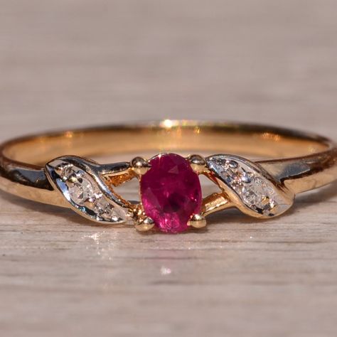 Antique ruby ring