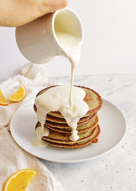 Lemon Protein Pancakes with Greek Yogurt Lemon Sauce - Robust Recipes Pancake Toppings Healthy, Pancakes With Greek Yogurt, Lemon Yogurt Sauce, Yoghurt Pancakes, Lemon Protein, Yoghurt Breakfast, Vanilla Protein Shake, Lemon Greek Yogurt, Greek Yogurt Toppings