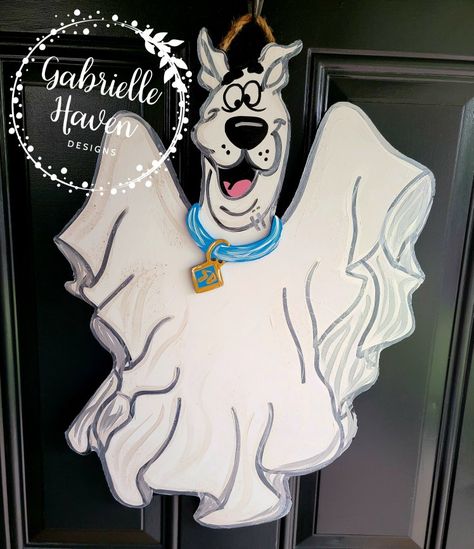 Scooby Doo Ghost, Scooby Doo Decorations, Halloween Scooby Doo, Scooby Doo Halloween Party, Scooby Halloween, Ghost Door Hanger, Spooky Island, Ghost Door, Scooby Doo Halloween