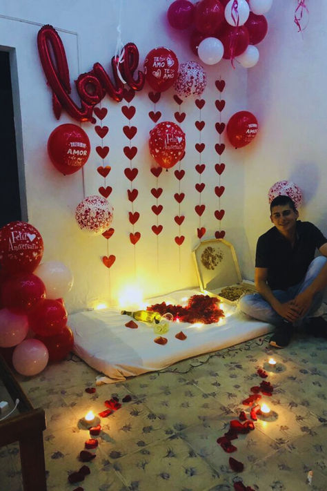 Romantic Bedroom Ideas For Him 
#romanticbedroom #bedroomforhim #forhim #romance #nightdate #surprisehim #relationship #loves #bed #bedroomdecorations #datenights Husband Birthday Decorations, Birthday Decoration Items, Birthday Surprise For Husband, Romantic Dinner Decoration, Surprise Birthday Decorations, Romantic Room Decoration, Birthday Decorations At Home, Wedding Room Decorations, Happy Birthday Decor