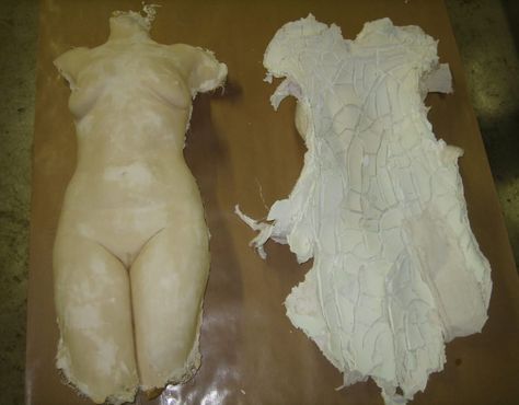 Plaster Casting from Hydrogel Mold Body Casting, Plaster Casting, Bronze Casting, Body Cast, Plaster Cast, Polyurethane Resin, Plaster Molds, Body Sculpting, Diy Materials