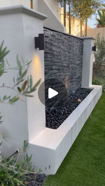 Stone Wall Ideas Outdoor, Water Feature Wall Outdoor, Water Feature Wall, Garden Water Features, Water Features In The Garden, Water Feature, Water Garden, Feature Wall, Water Features