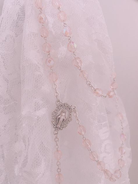 Pink Rosary Aesthetic, Pink Catholic Wallpaper, Pink Catholic Aesthetic, Angel Essence, Rosary Aesthetic, Catholic Guilt, Preachers Daughter, Pink Rosary, Religious Wallpaper