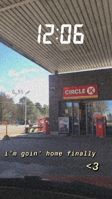 #home #gasstation #tumblr #estonia #streaks #snapchat Back To Home Snapchat Stories, Back To Home Snap, Streaks Snapchat, Creative Snaps, Creative Snaps For Snapchat, Snap Snapchat, Snapchat Streak, Poses Women, Back To Home