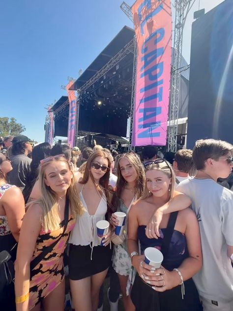 #festival #falls #australia #aussie #summer #aesthetic #girls #friendship Aussie Life Aesthetic, Australian Festival Outfit, Aussie Girl Aesthetic, Aussie Aesthetic, Festival Outfits Australia, Summer Aussie, Teen Vision Board, Basic Aussie, Aussie Summer