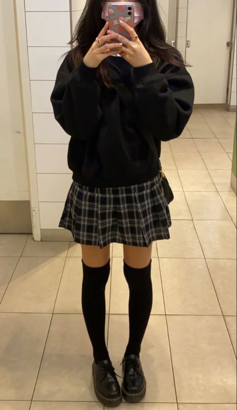 Plaid skirt outfit with doc martens Plaid Skirt Outfit Aesthetic, Outfit With Doc Martens, Knee Socks Outfits, Tracy Sohn, Knee High Socks Outfit, High Socks Outfits, High Knee Socks Outfit, Skirt Outfits Aesthetic, French Stuff