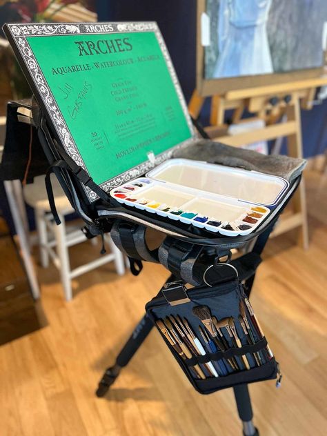 Large Watercolor Plein Air Setup - jillgustavis.com Watercolor Plein Air, Idea Of Painting, Plein Air Easel, Painting Outside, Artist Workspace, Outdoor Painting, Travel Watercolor, Plein Air Watercolor, Pochade Box