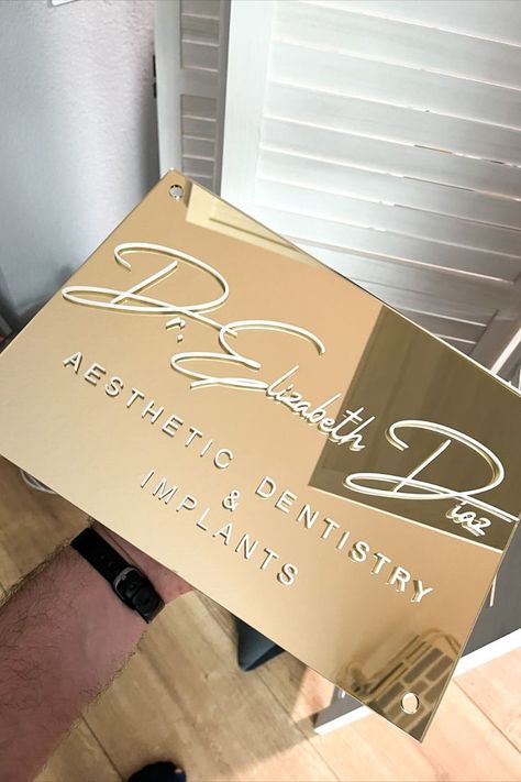 Beauty Salon Sign, Mirror Logo, Blade Sign, Golden Mirror, Salon Signs, Mirror Sign, Mirror Effect, Acrylic Letters, Unique Business