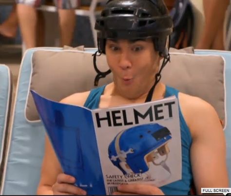 btr carlos helmet funny face Carlos Pena Jr, Reading Posters, Smash Or Pass, Icarly, Big Time Rush, Fictional Crushes, Big Time, Series Movies, Funny Faces