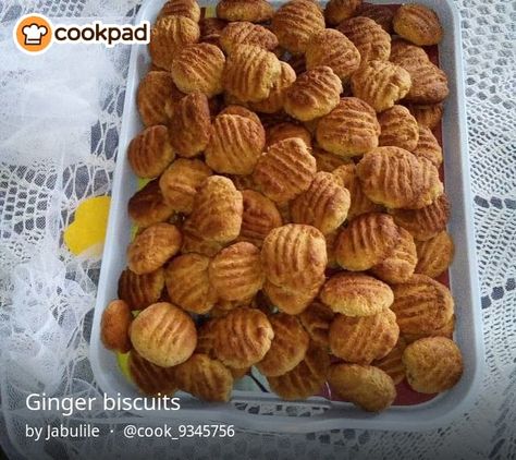 Ginger biscuits Ginger Biscuits Recipe, Tuna Steak Recipes, Biscuit Ideas, Milk Biscuits, Easy Biscuit Recipe, Ginger Biscuits, Cookie Recipes Homemade, Ginger Nut, Dinner Rolls Recipe