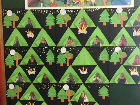 Woodland Bulletin Board Ideas, Forest Theme Classroom, Literacy Week, Muddy Boots, Preschool Bulletin, Forest Habitat, Library Display, Preschool Bulletin Boards, Library Activities