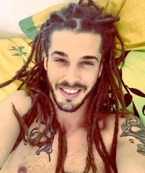 white guy with dreadlocks Hippie Guy, Thick Dreads, Loc Care, Dreadlock Rasta, White Dreads, Dreadlocks Men, Mens Dreads, Hear Style, Natural Dreads