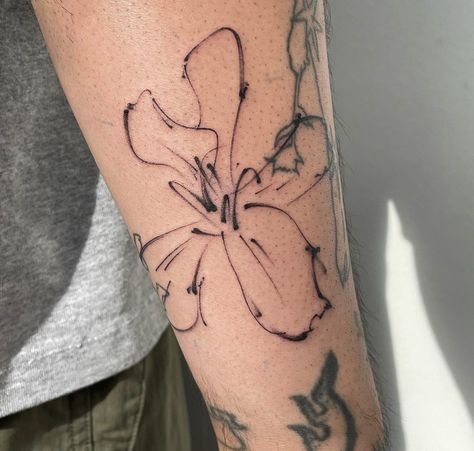 Tiny Flowers Tattoo, Abstract Flower Tattoo, Abstract Flower Tattoos, Tattoo Maker, Orchid Tattoo, Back Of Shoulder Tattoo, Tattoo Portfolio, Modern Tattoos, Dainty Tattoos