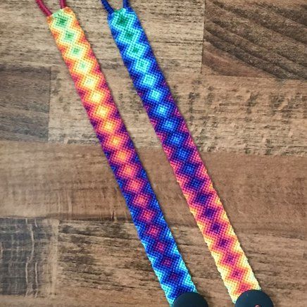 Tie Dye Friendship Bracelet Pattern, Dmc Floss Bracelet Patterns, Single Color Friendship Bracelet, Ombre Friendship Bracelets, Bracelet Patterns Easy 3 Colors, Woven Bracelet Patterns, Cool Friendship Bracelets Patterns Easy, Thread Bracelets Patterns Easy, Embroidery Floss Bracelets Patterns