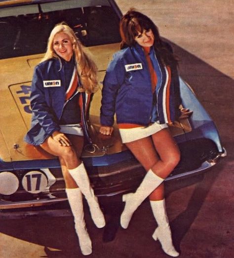 Racing Outfit, Linda Vaughn, People Posing, 60s Fashion Vintage, Old School Muscle Cars, Sweet People, White Leather Boots, Mini Outfit, 70 Fashion