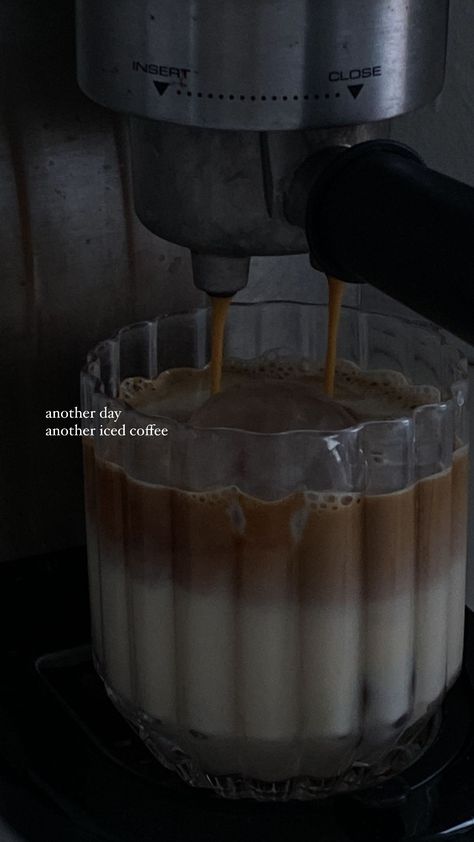 Morning Aethestic, Iced Coffee Aesthetic Instagram Story, Coffee Captions Instagram, Cold Coffee Drinks Recipes, Write On Pictures, I Love Coffe, Snap Filters, Food Captions, Good Insta Captions