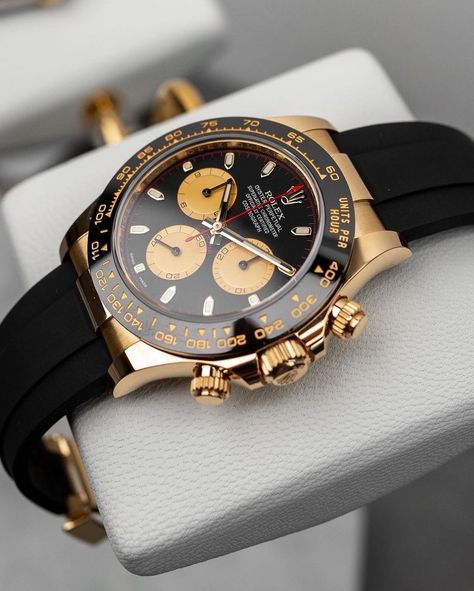 Luxury Watches For Men Most Expensive, Old Watch, Vintage Rolex Daytona, Rolex Paul Newman Daytona, Rolex Daytona Paul Newman, Rolex Daytona Black, Rolex Daytona Cosmograph, Rolex Daytona Black Dial, Mens Watch Brands